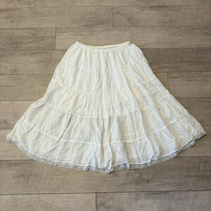 Metro Wear White Tiered A-Line Skirt
